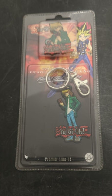 2002 Yu-Gi-Oh! Collectible Trading Pin and Key Tag Keychain-image