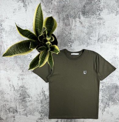 Maison Kitsune Paris Grey Fox Wolf Appliqué Luxury Green Graphic T Shirt Tee-image