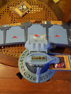 YU-GI-OH CHAOS DUAL DISK Card Launcher  VTG 1996 WORKS W/Instructions & Cards-image