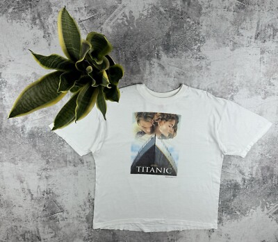 Vintage Titanic 1998 Di Caprio RARE Movie Paramount James Cameron T Shirt Tee-image