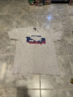 Godzilla VS Kong In Theatres HBO Max Promotional Mens M Gray T-Shirt 2021-image