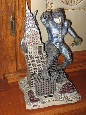 1998 GODZILLA MONSTER ROARING,MOTION,LIGHT UP COIN BANK & 2006 MEN LARGE T-SHIRT-image
