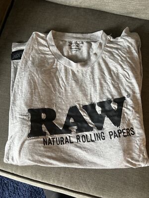 Raw Papers Hemp long sleeve T-Shirt Stretch. pocket in Side with zipper. SIZE XL-image