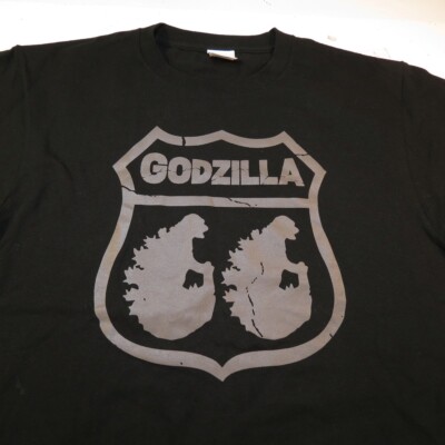 GODZILLA STORE JAPANESE JAPAN MONSTER TEE T SHIRT Mens L Tokyo Japan OOP RARE -image