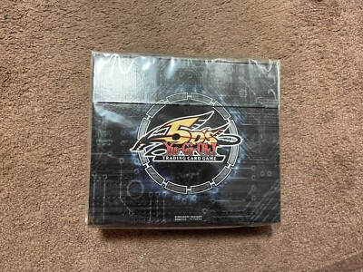 YUGIOH OG 5D'S STORAGE CASE FOR YOUR CARDS.  NEW IN PACKING -image
