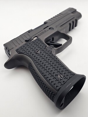 P320 AXG Legion Pistol Grips - Chain-image