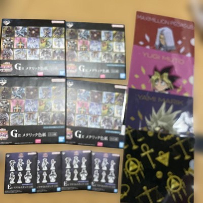 Bandai YuGiOh! Majestic Red Dragon G Prize Acrylic Stand & Metallic Card Set-image
