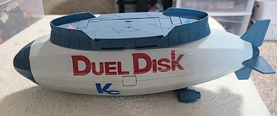 Yugioh! Duel Disk KC Blimp+7 Vintage 1996 2” Mini Action Figures+6 Black Cards-image