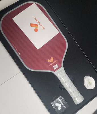 JOJOLEMON RED Carbon Fiber PICKLEBALL PADDLE 16mm Polymer Core-image