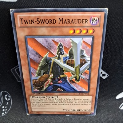 Twin-Sword Marauder 5DS3-EN016 1st Edition MP Moderate Play Yu-Gi-Oh! Card-image