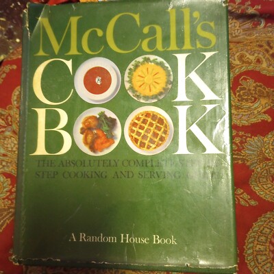 McCALL'S COOKBOOK 1st Printing 1963 - Green Cover - Random House-image