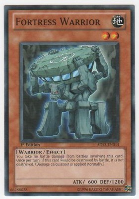 Fortress Warrior - 5DS3-EN014 - Common - 1st Edition Near Mint Starter Deck: Due-image